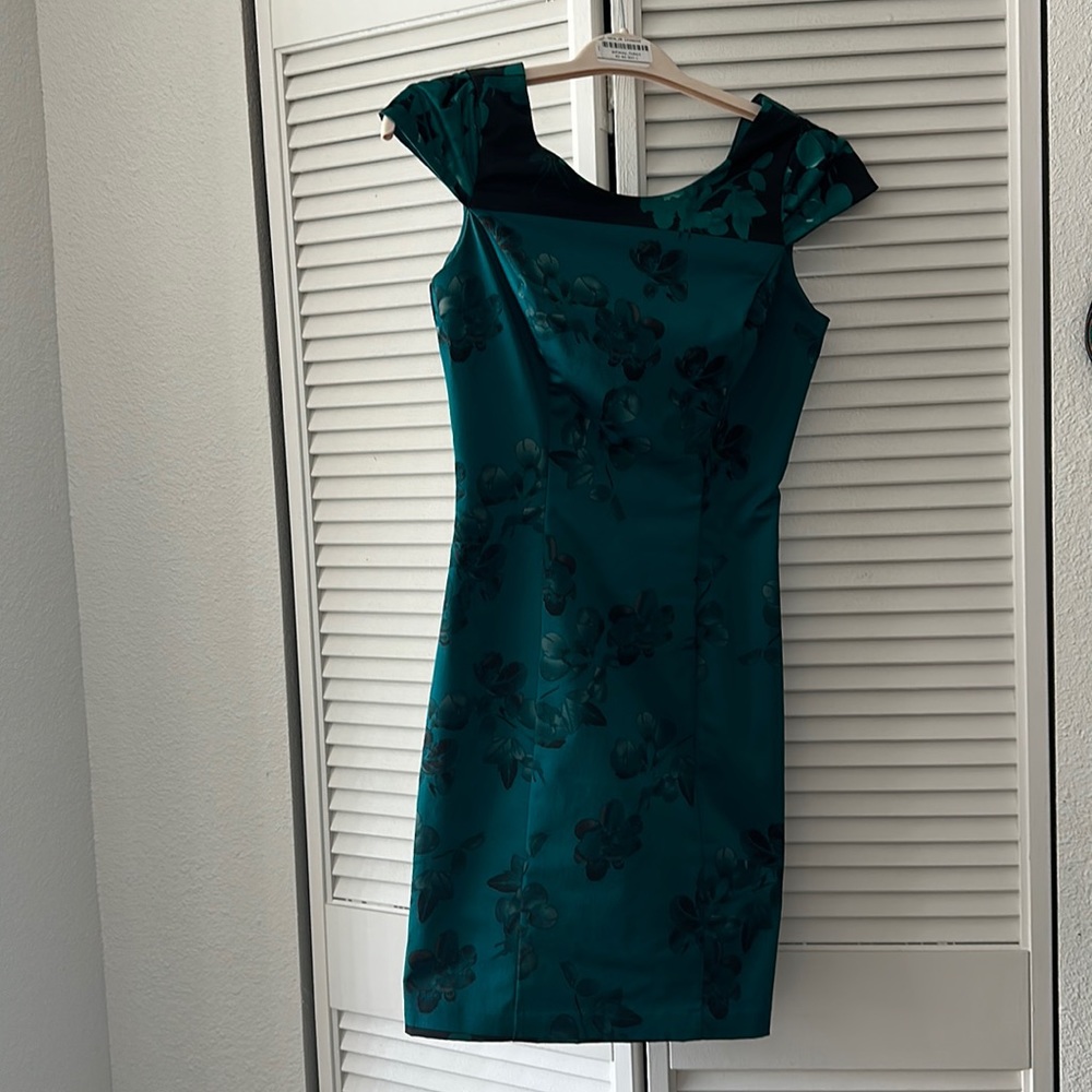 Floral silk dress. 100% silk.
